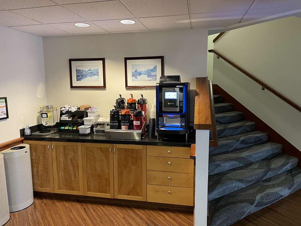 Best Western Plus Edmonds Harbor Inn Restoran foto