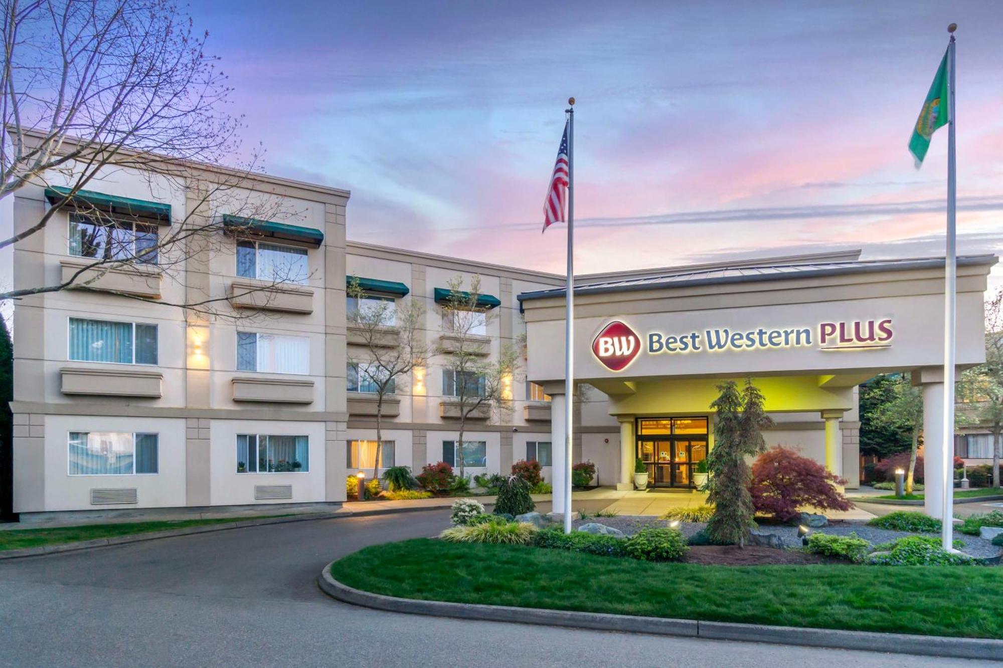 Best Western Plus Edmonds Harbor Inn Bagian luar foto