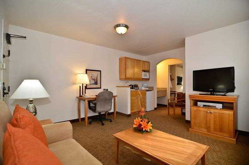 Best Western Plus Edmonds Harbor Inn Ruang foto